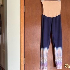 NWT Blue Motherhood Maternity Leggings size M